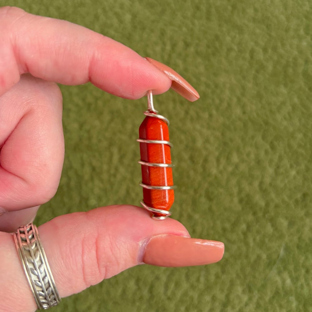 Image of simple crystal wrap pendant