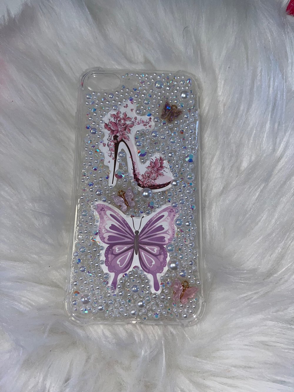 Image of Purple Butter Fly 📱 7/8 Plus Case