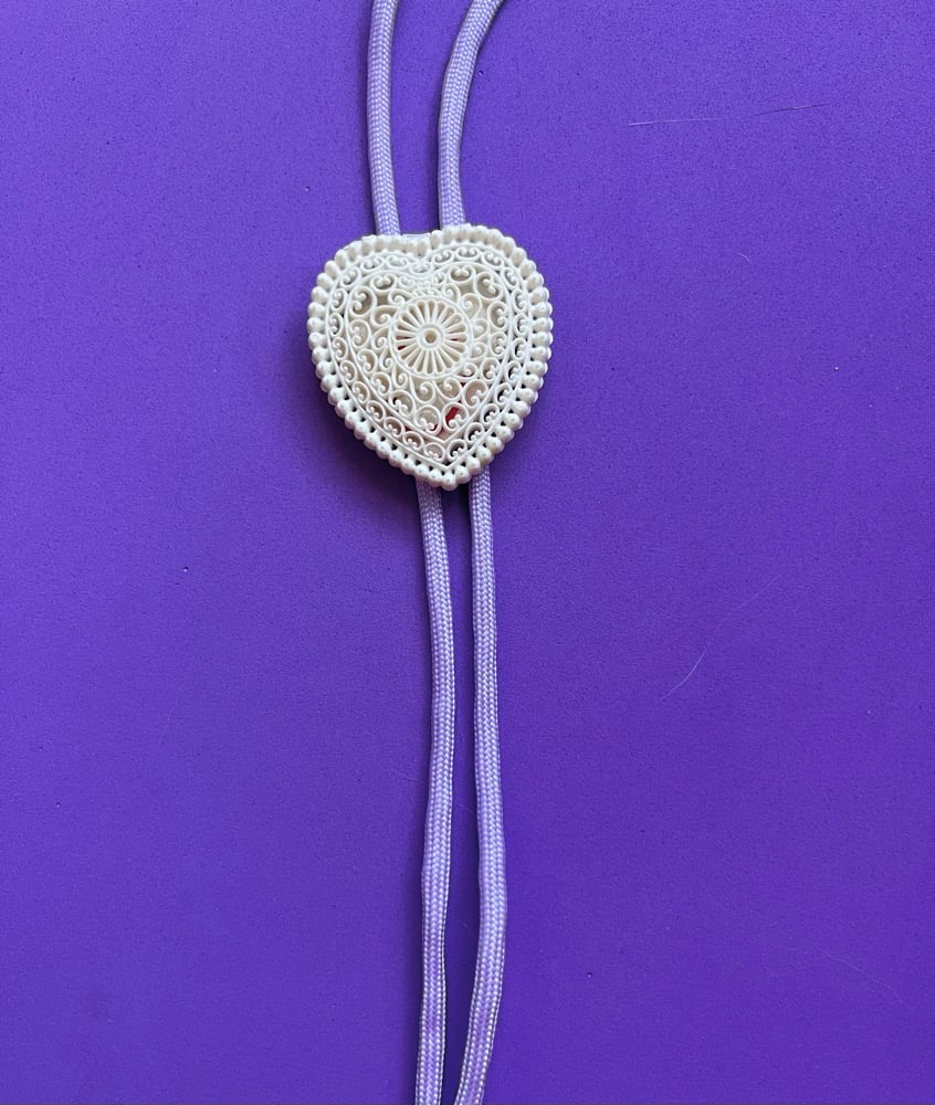 Pearly Pocket Bolo Tie