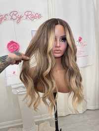 Image 15 of Delia (ready to ship)