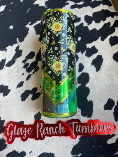 Image of 20 oz Geeen/sunflower rhinestone 