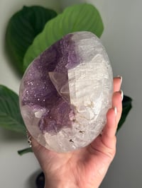 Image 5 of LAVENDER DRUZY QUARTZ EGG WITH RAINBOW FILLED CALCITE POINT ON A STAND -URUGUAY-