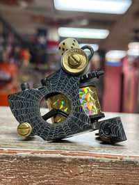 Image 5 of WEBBED CRACKER LINER 403