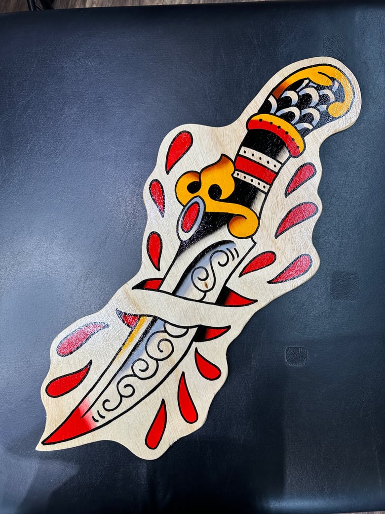 Image of Dagger wood cutout