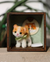 Image 1 of Pipe cleaner mini red kitten with wooden modular display 
