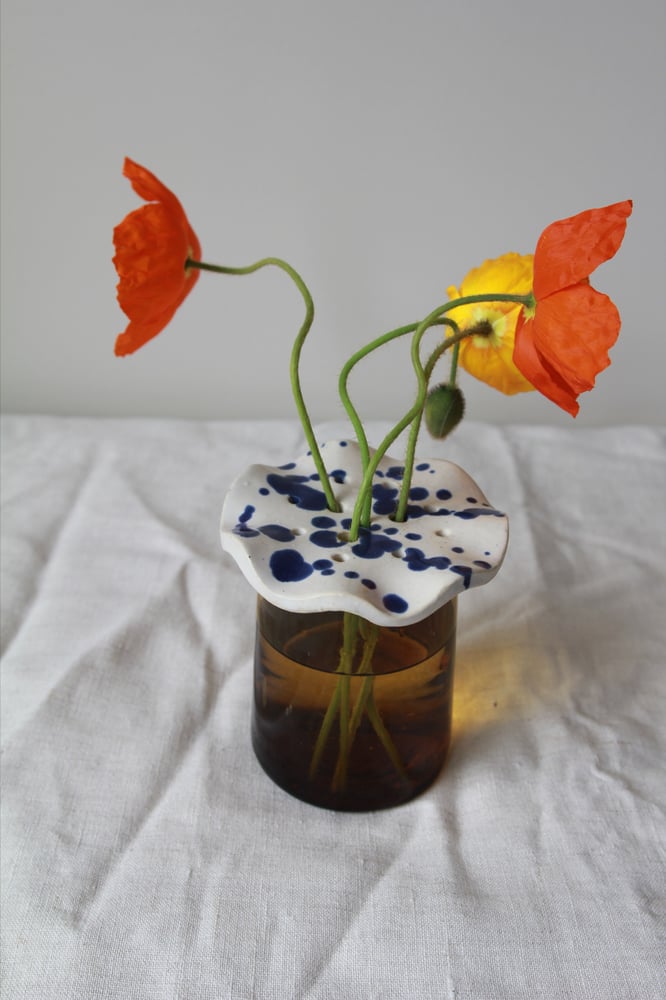 Image of Ikebana Vase Topper - Rippled