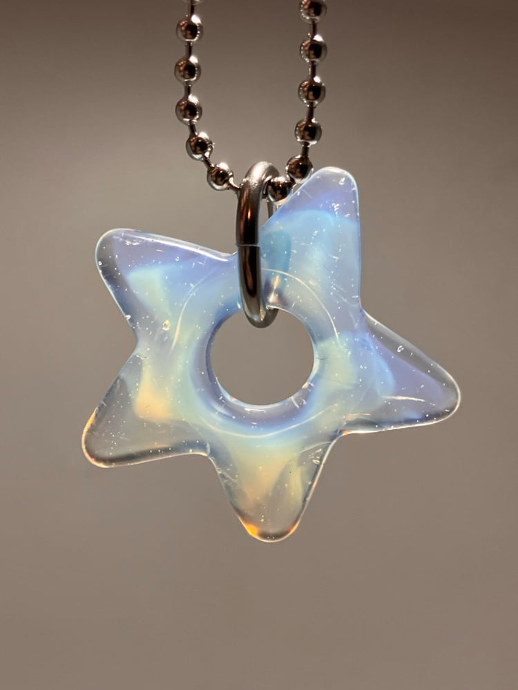 Image of opaline star