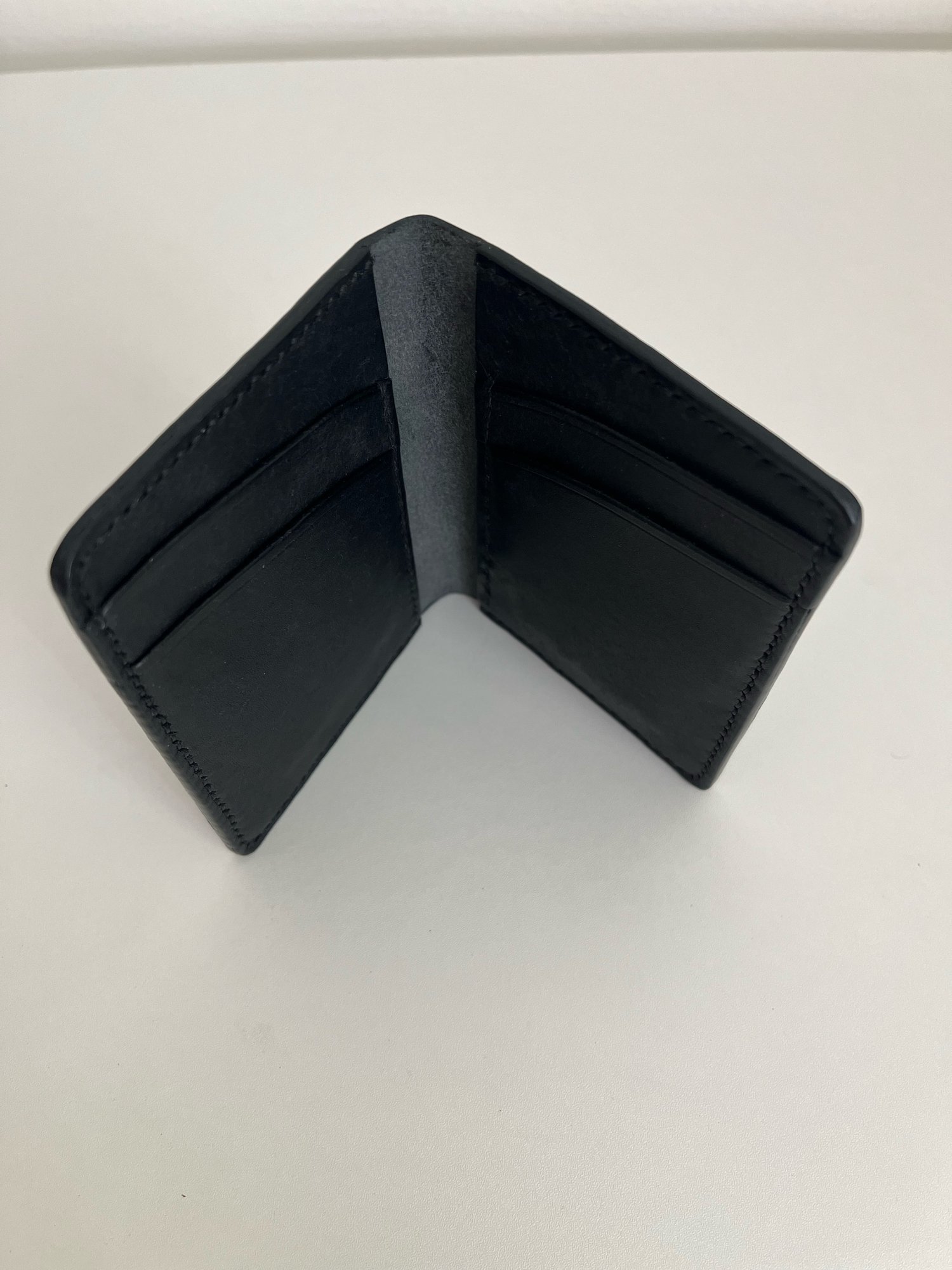 Image of Black Pueblo Vertical Cardholder 