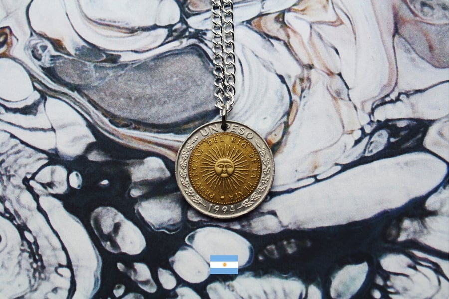 Image of Argentinian Bimetallic 1 Peso Coin Necklace (1994)