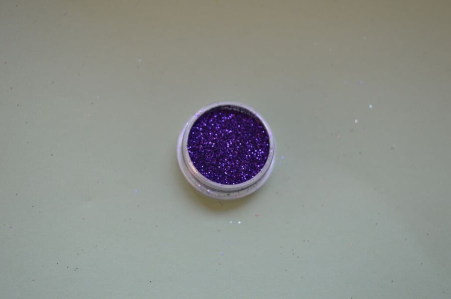 Image of TGlitz Glitter Pigment - Violet
