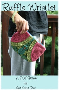 Image of Ruffle Wristlet PDF Pattern