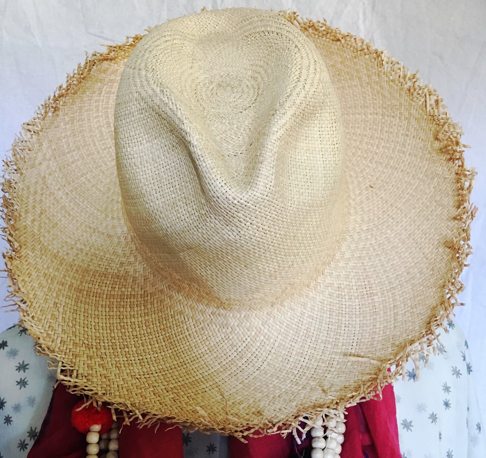 Image of Handwoven Straw Hats from Ecuador