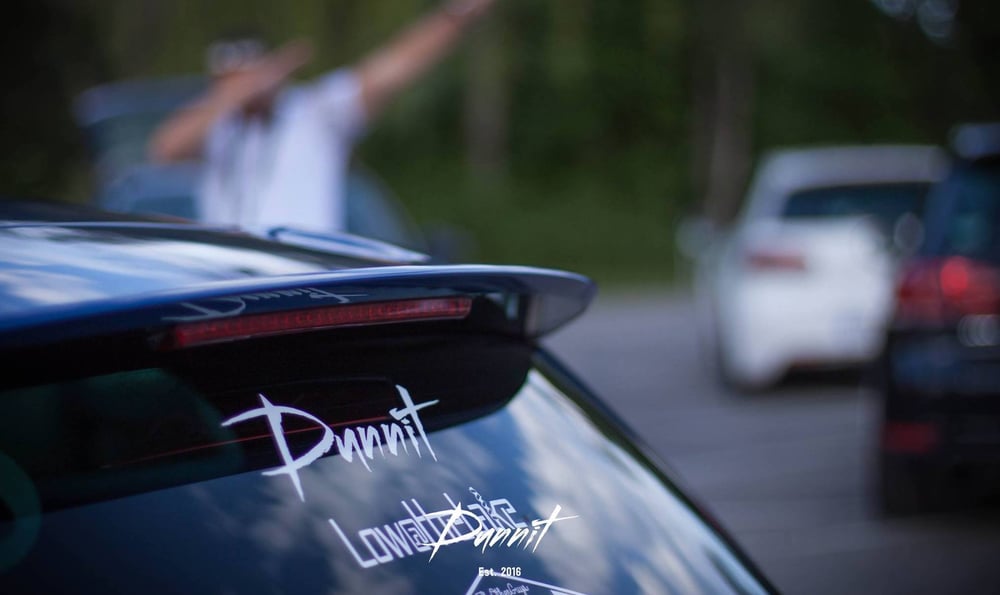 Image of Dunnit logo sticker/banner