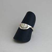 Laurel Arc Ring