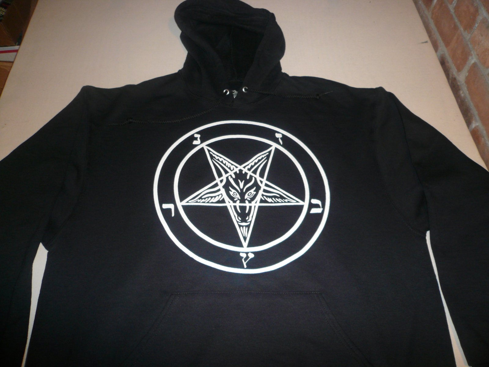 Sweatshirt Baphomet Pentagram - Impression Détaillée - Coupe Classique - Unisex