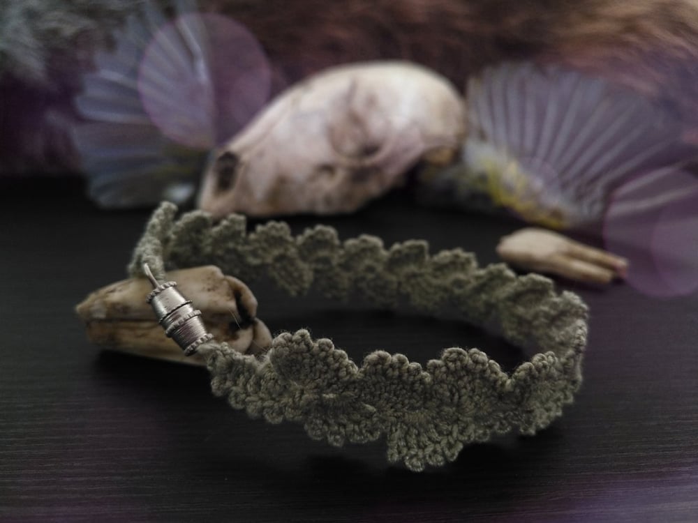 Image of Russian Mossy Lace Bracelet