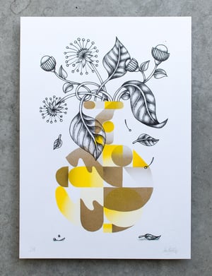 Image of Vase jaune