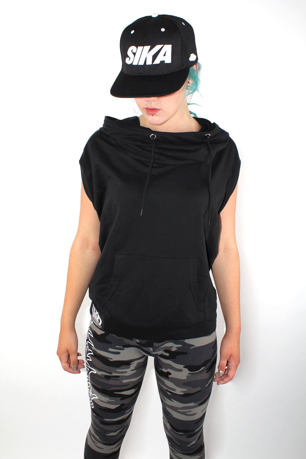 GAL SLEEVELESS HOODIE (extra big hood)