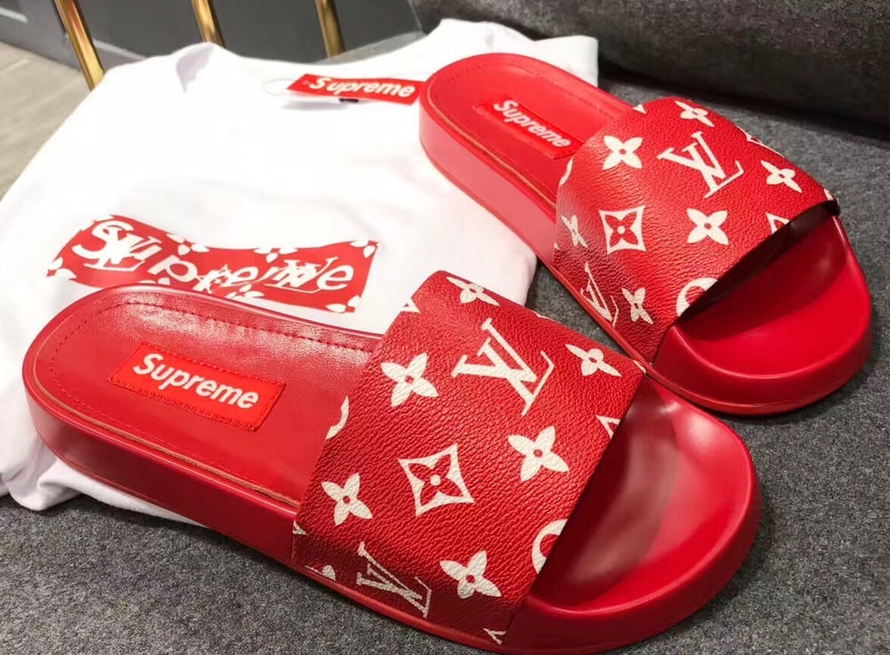 Lv supreme slippers Clearance