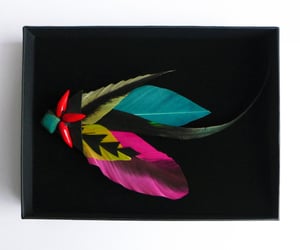 Image of broche OMAKA