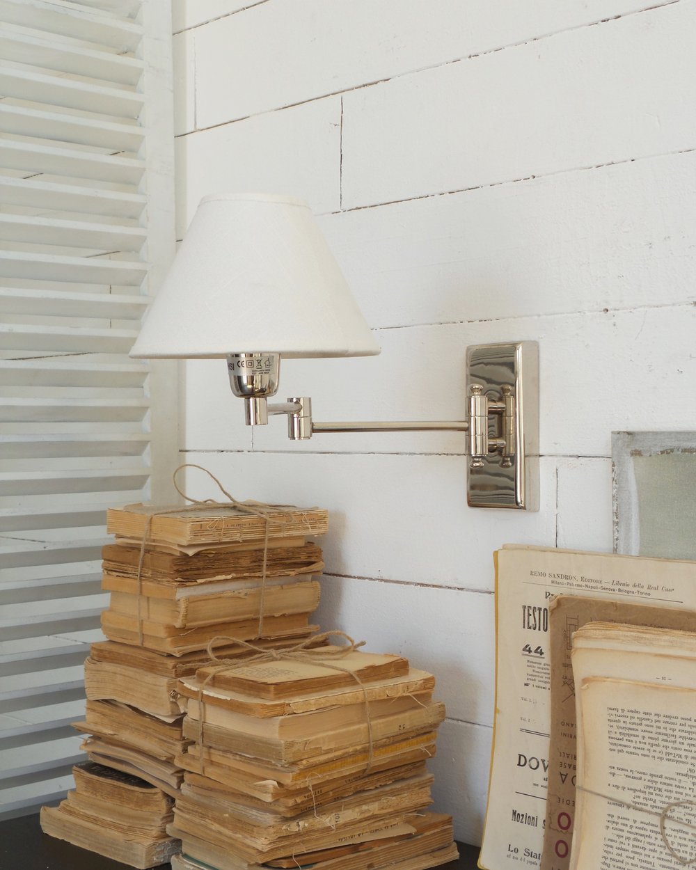 Image of Applique Plaza vintage chrome cappello a pinza