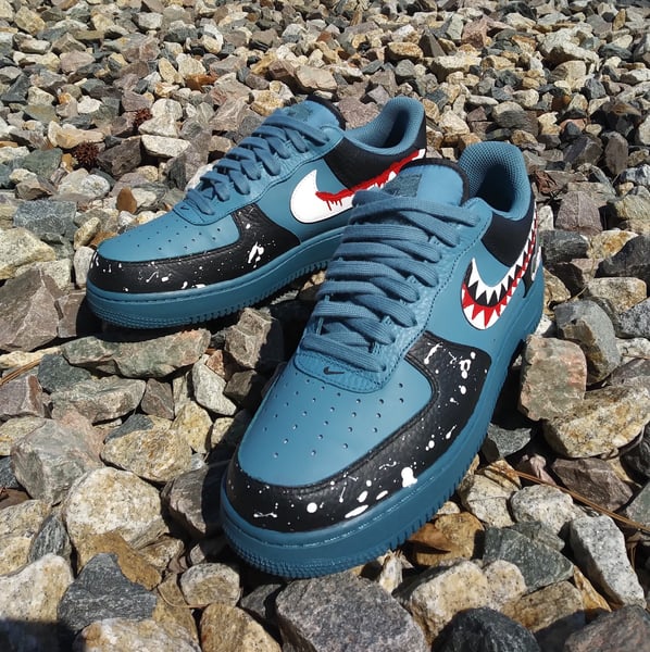 Image of "Bape Shark" Air Force 1 Low 