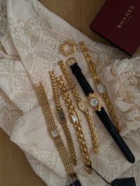 Image 8 of Vintage Citizen 18k Gold Ladies Watch Diamonds on Bezel