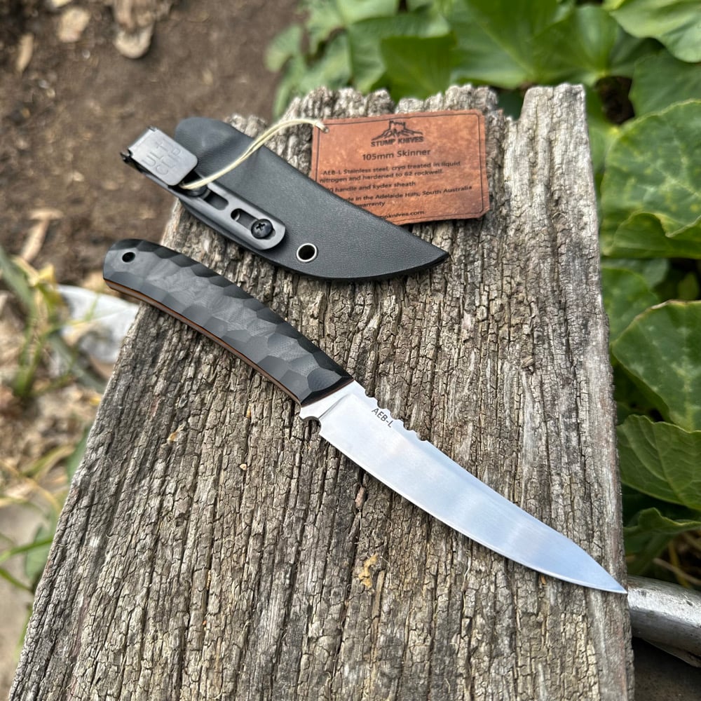 Image of 105mm Skinner AEB-L Black G10