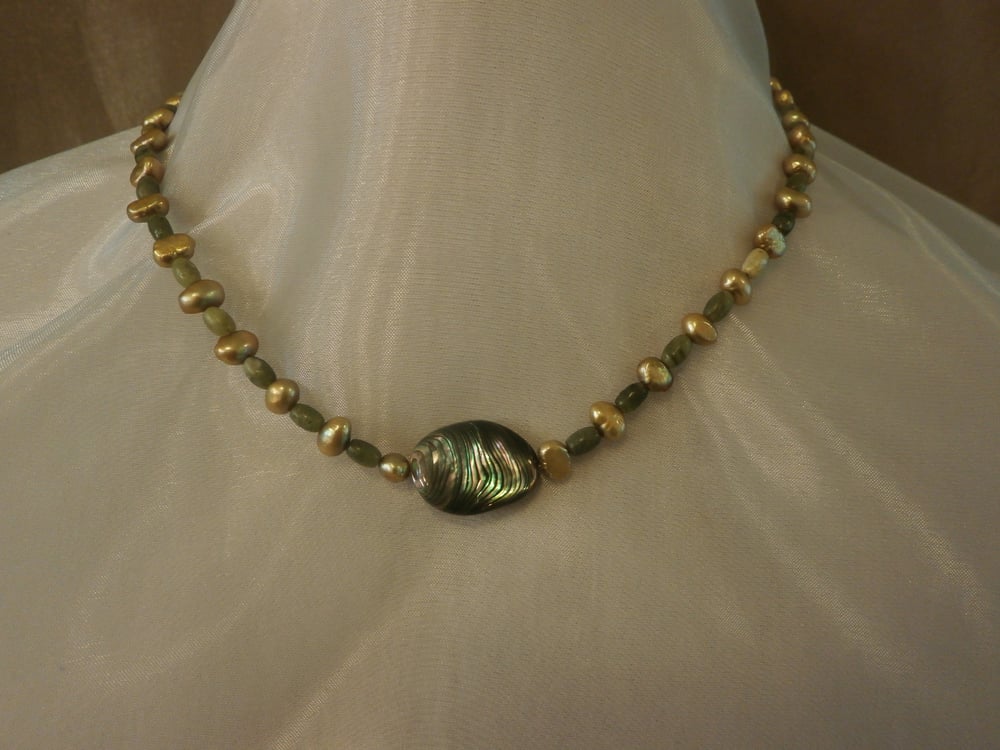 Image of Jade and Pearl Necklace