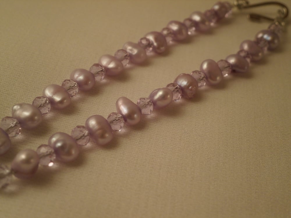 Image of Purple pearls and Chain