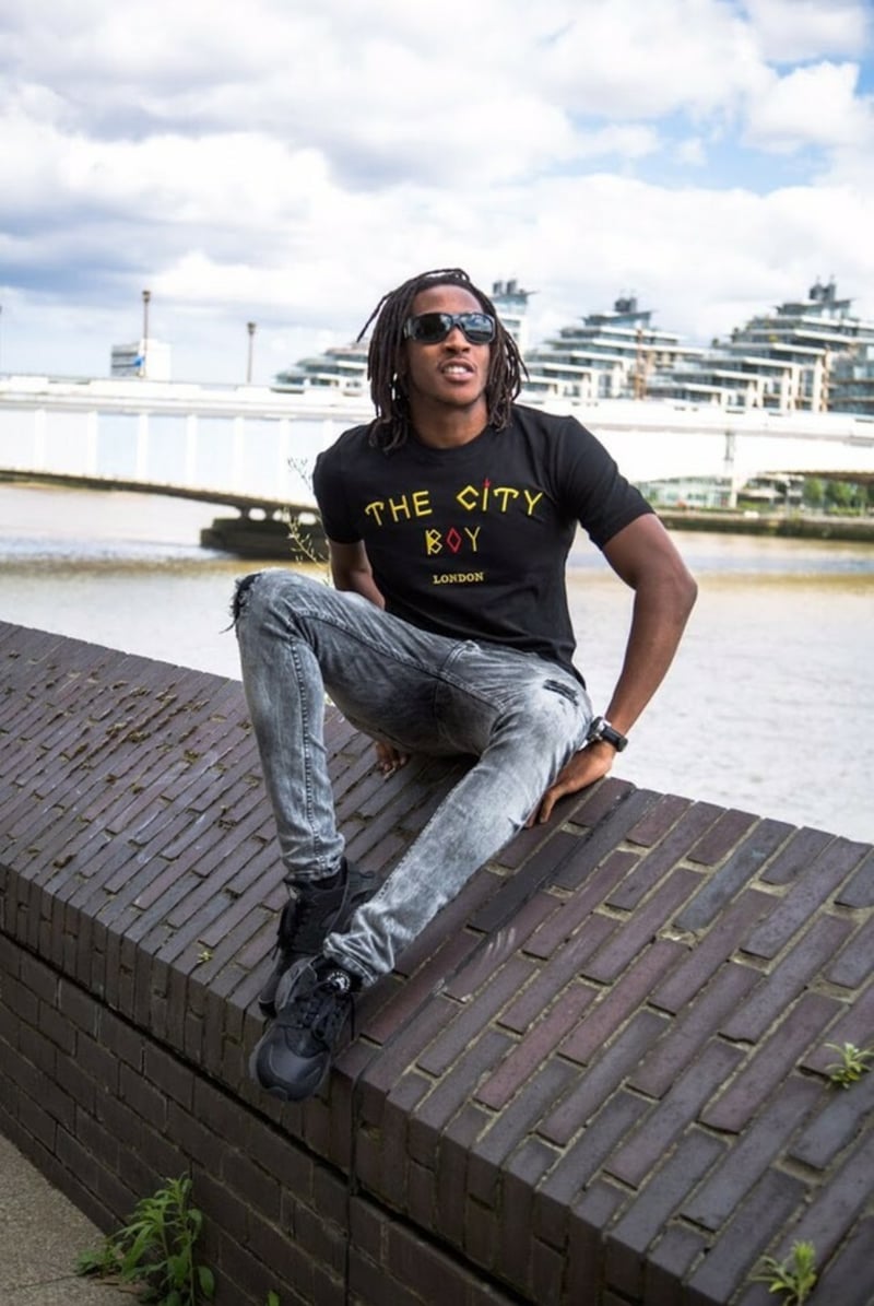 The City Boy THE CITY - Black T-Shirt | Jet Logo BOY