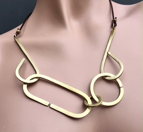Image of Mildly Eccentric Chain