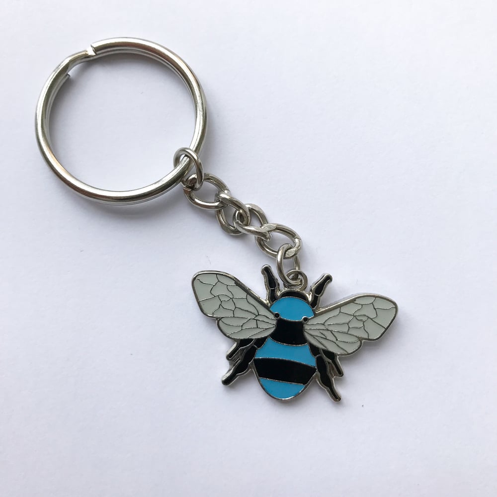 manchester-bee-keyring-red-or-blue-the-manchester-bee-company