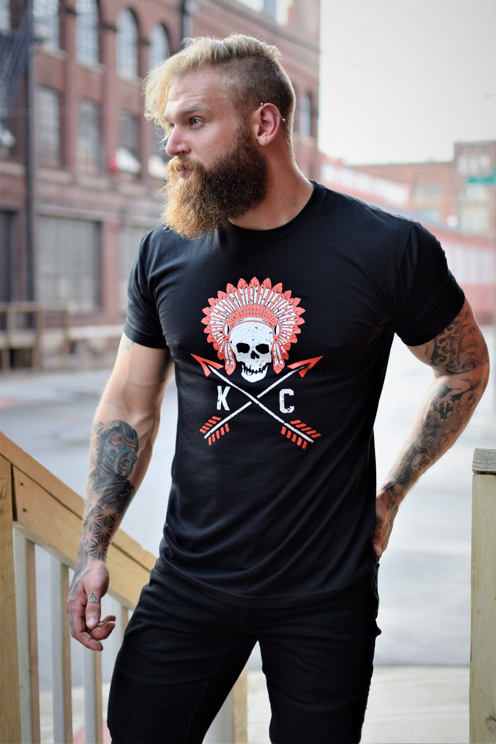 Image of Skull and Crossed Arrows T-shirt