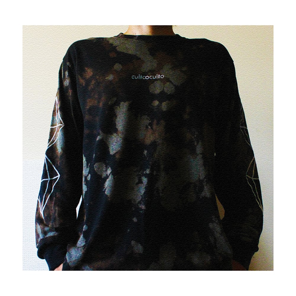 Image of cammo bleach tie-dye/prisma