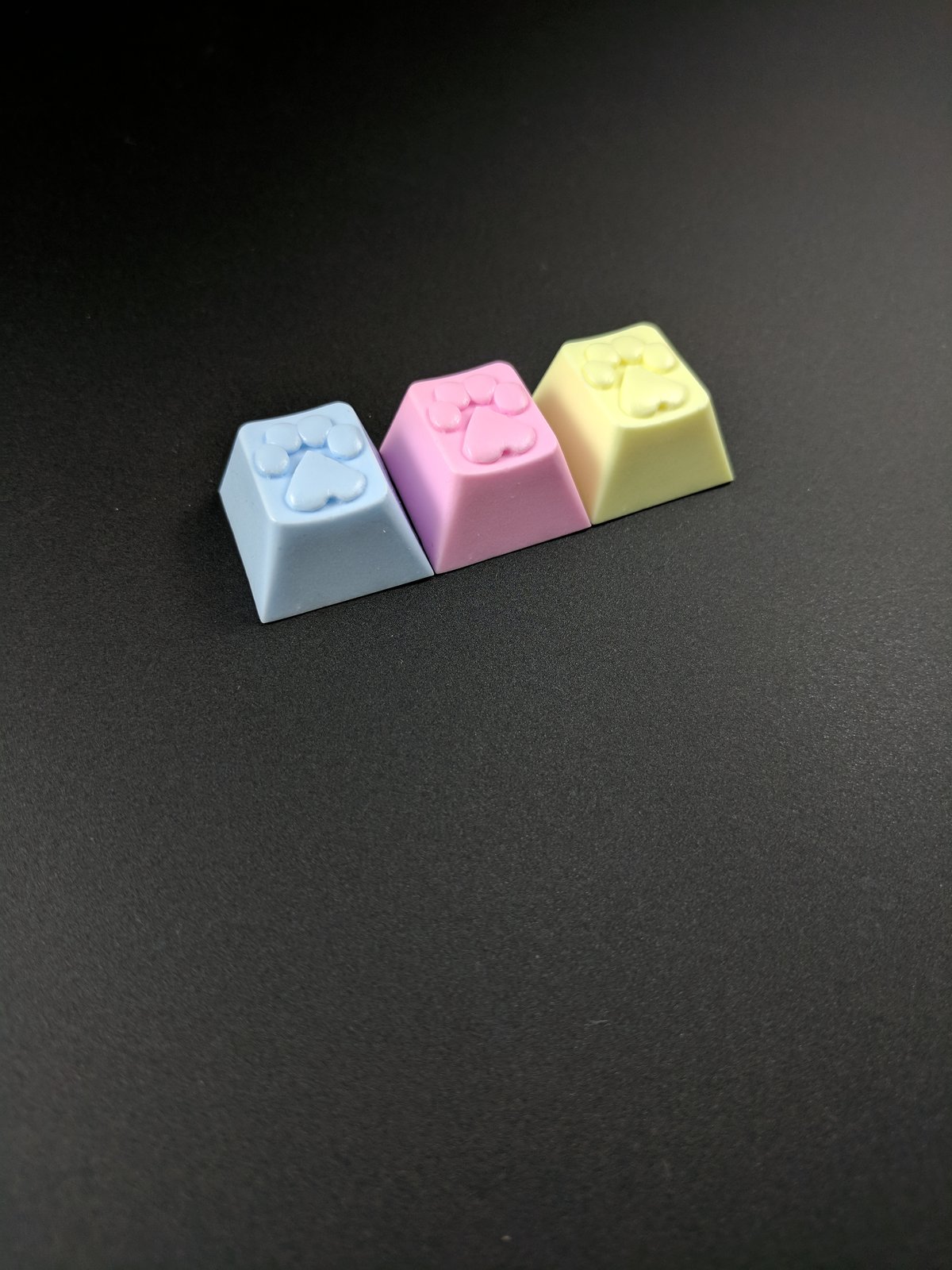 Image of Pastel CMY Paw Caps [Thermochromatic]