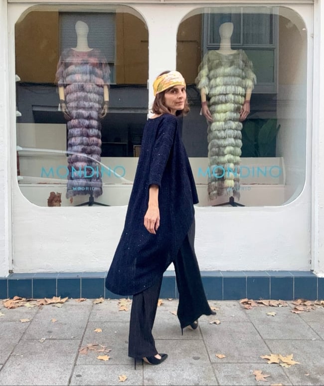 AMAZONA KAFTAN IN MIDNIGHT BLUE SEQUINS 