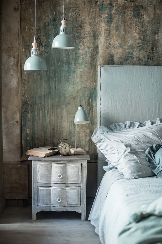 Image of Testata da letto imbottita in lino cuciture a vista