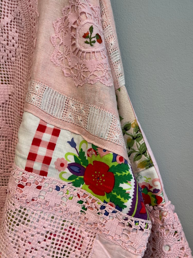 Image of Sunday puzzle jacket pink (xs-xl)