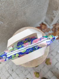 Image 7 of Bolso ALBAICÍN HORTENSIAS azul