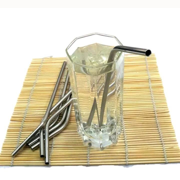 Image of Reusable Stainless Steel Straw with cleaner, Pack of 4.