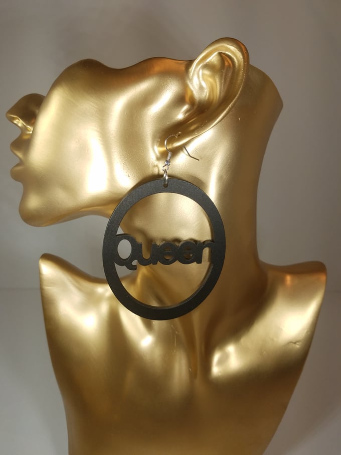 Image of Large Circle Queen Earrings