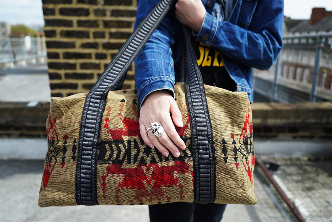 Image of Weekender Travel Bag - Beige/Red