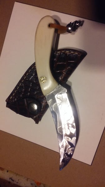 Image of knife 19