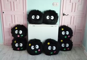 Image of Big Susuwatari pillow with stars