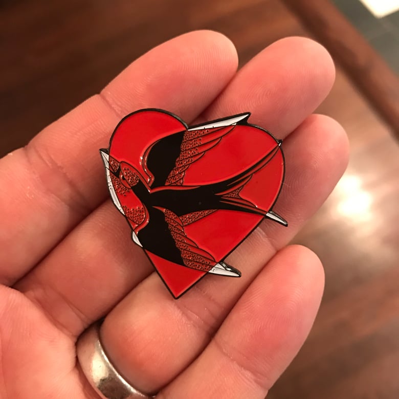 Image of Heart swallow lapel pin