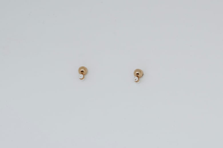 Image of Droplet studs