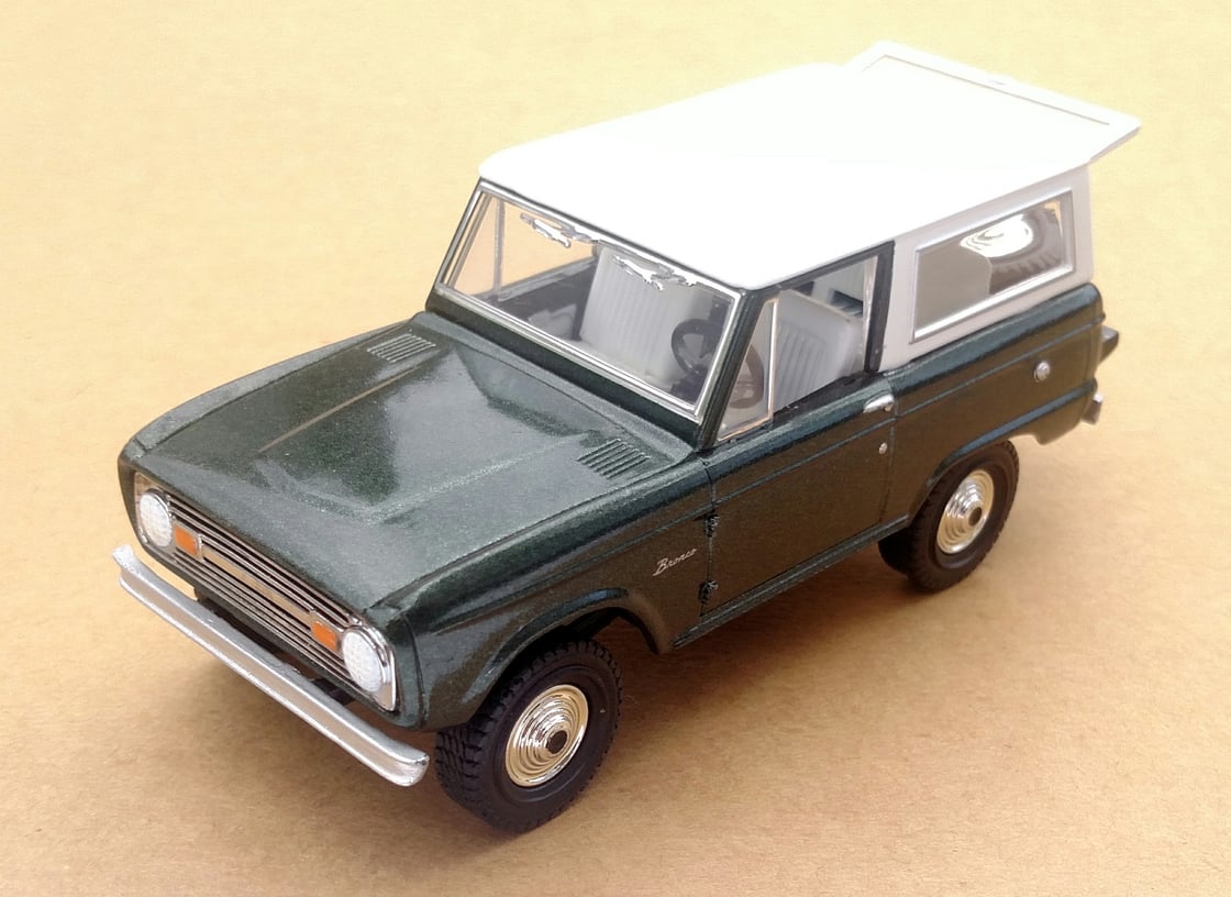 Image of Green Matchbox Collectibles 1:43 Bronco Diecast