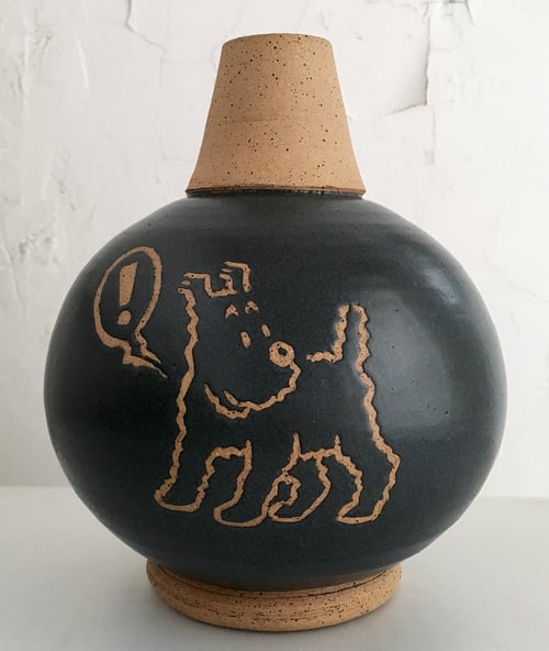Image of Tintin and Snowy globe vase