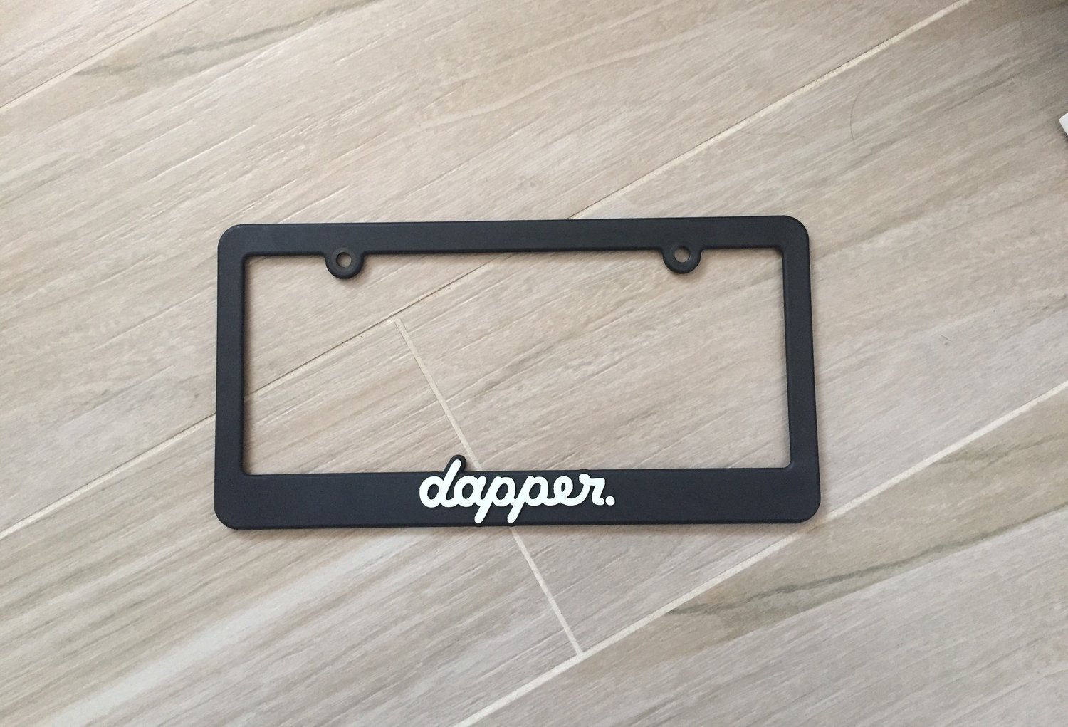 Image of (1) Dapper Plate Frame